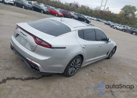 2018 Kia Stinger Premium из США, поврежденный, VIN KNAE25LA4J6031829